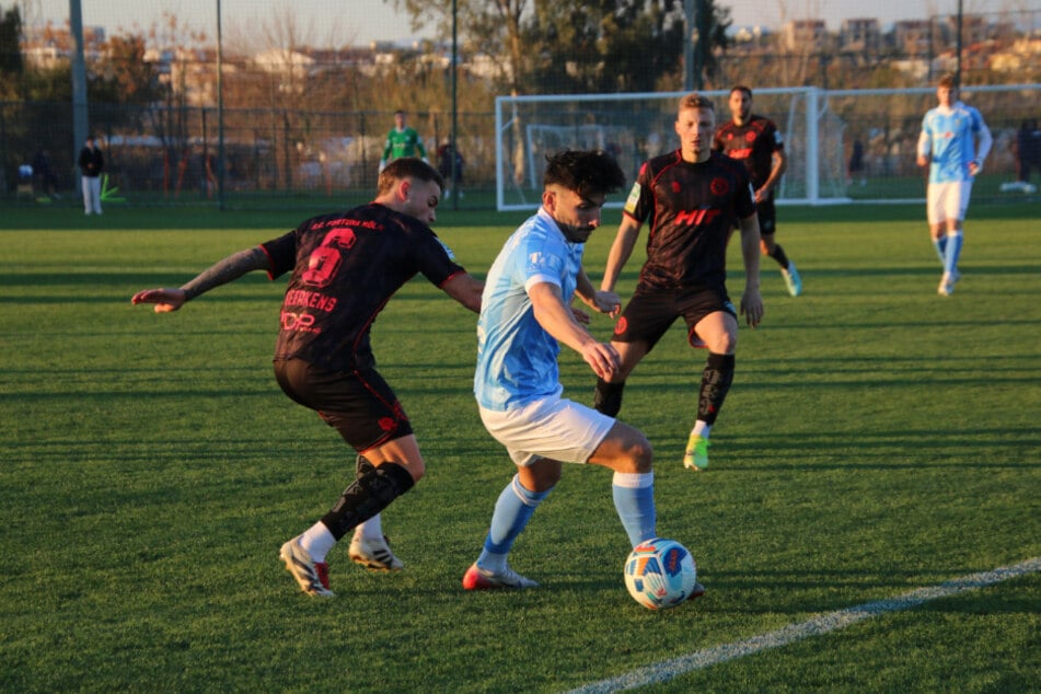 CFC-Angreifer Domenico Alberico (26) bereitete mit seinem Solo die frühe Führung vor.