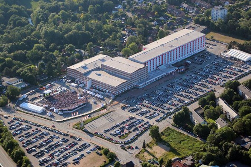 Möbel Kraft feiert am Sonntag (11.10.) mit Schlagerparty und Oktoberfest