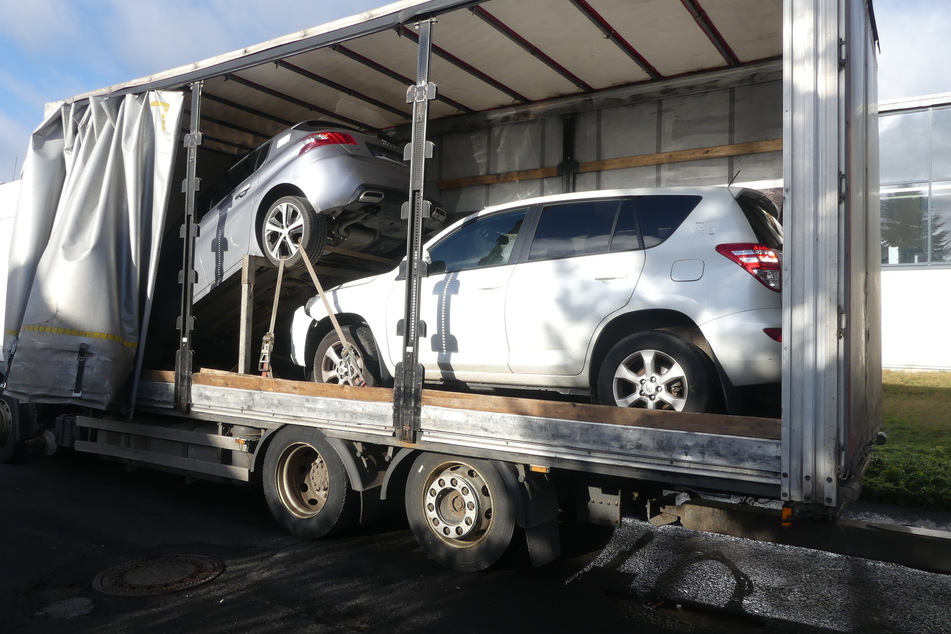 Und auch dieser "kreative" Autotransport war alles andere als gesetzeskonform.