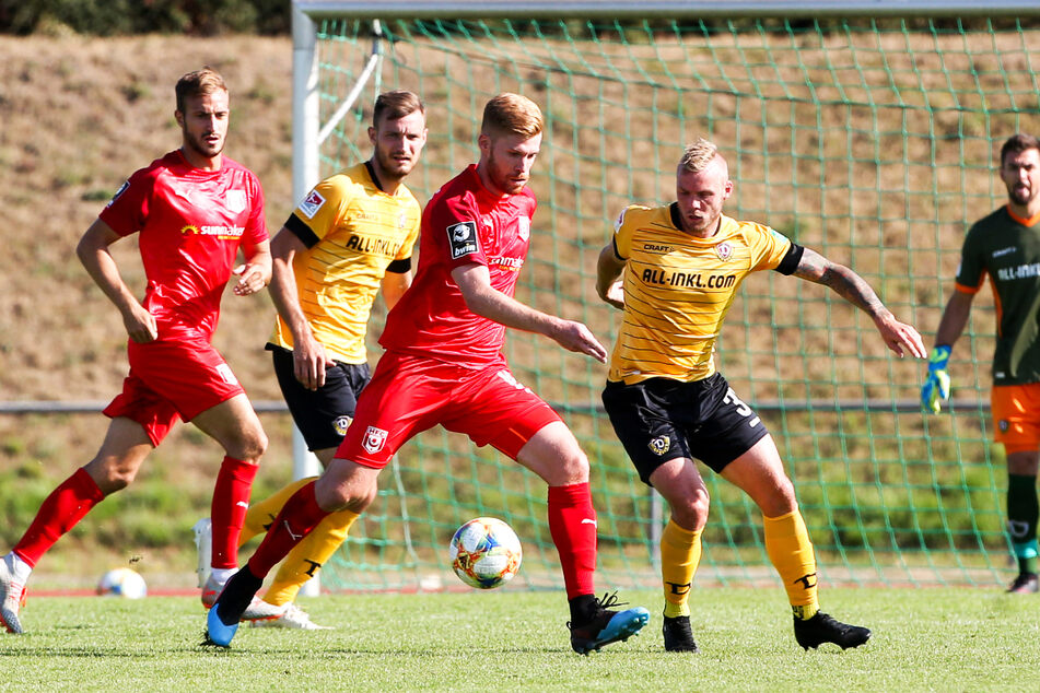 Mathias Fetsch (32, M.), hier noch im Trikot des Halleschen FC, ist mit elf Treffern in 19 Einsätzen der beste Torjäger von Kickers Offenbach.
