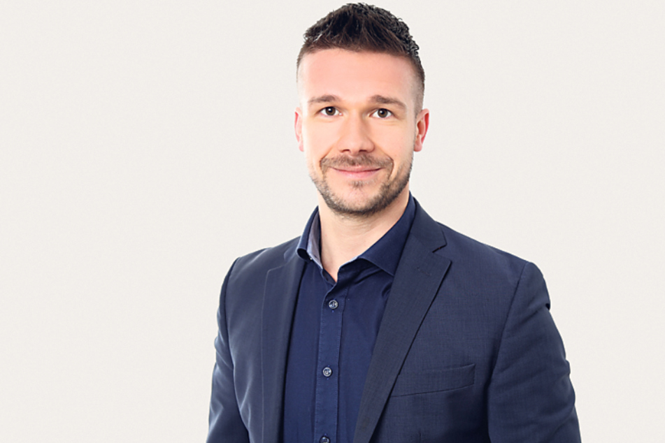 Erklärt die neue Betrugsmasche: Robert Kluttig (31), Leiter der Verbraucherzentrale in Dresden.