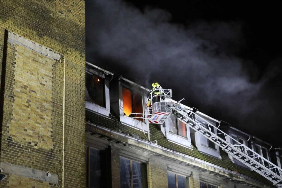 Der Brand im Dachgeschoss konnte relativ schnell gelöscht werden.