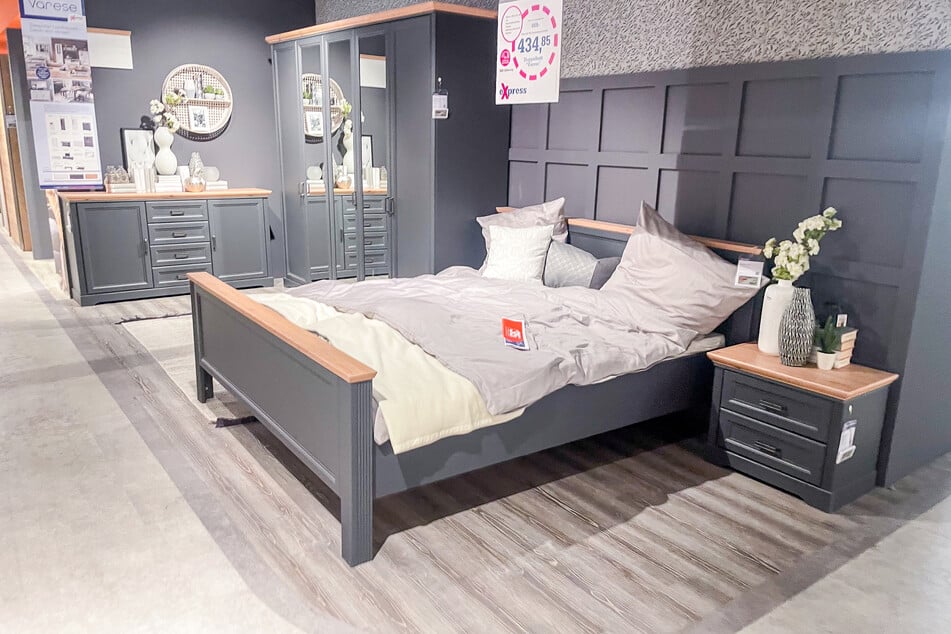 So günstig verkauft Höffner gerade diese schicken Möbel