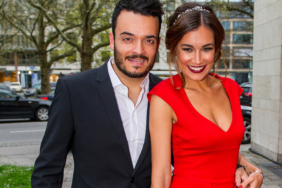 Model Jana Ina Zarrella (43) und ihr Mann, der Sänger Giovanni Zarrella (42) im Jahr 2014. Da war ihr Dackel Tyson schon längst mehrere Jahre an ihrer Seite.