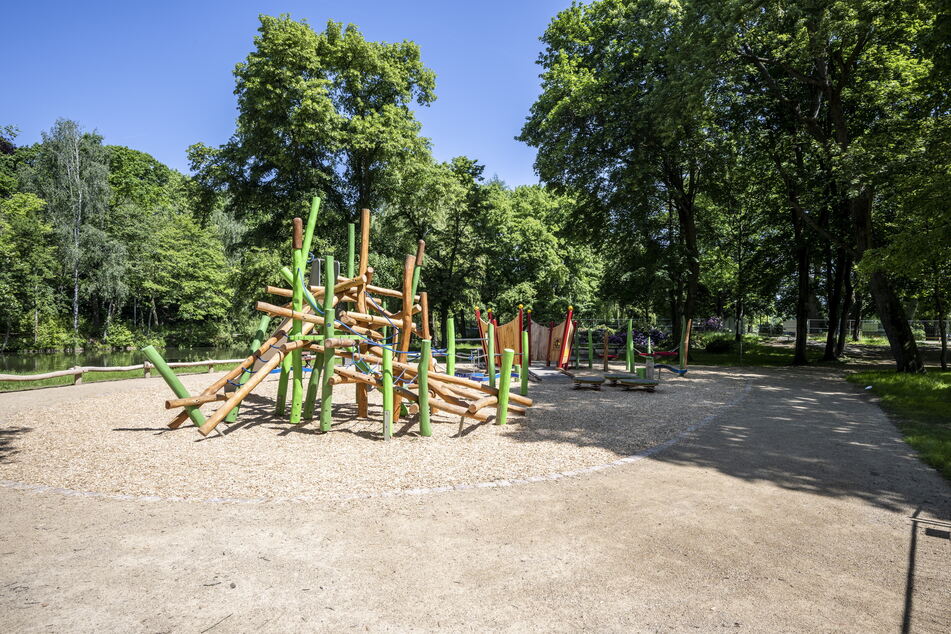 Der neu gestaltete Spielplatz am Schlossteich wird am Kindertag eingeweiht.