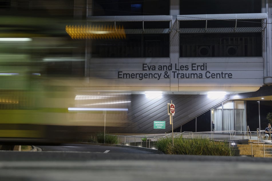 Haines wurde nach der Attacke in das Alfred-Krankenhaus in Melbourne gebracht.