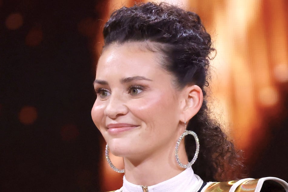 Trotz der körperlichen Qualen will Betty Taube (31) in der Live-Show von "Let's Dance" auftreten.