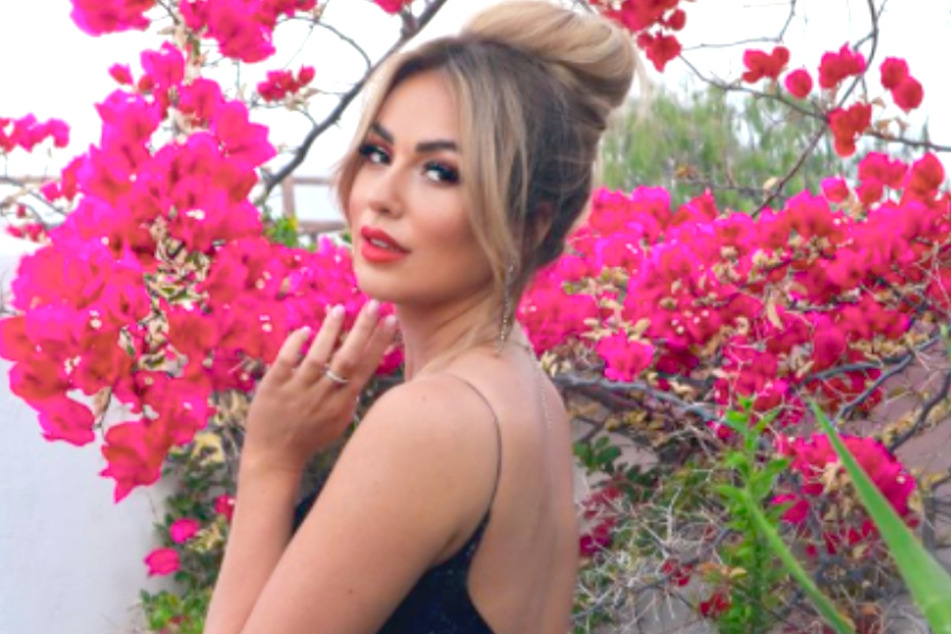 Verteilt Chethrin Schulze (29) in diesem Jahr die Rosen bei RTL?