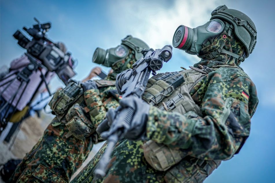 Vorsicht auf den Straßen: Mehr als 500 Soldaten proben Ernstfall in Baden-Württemberg