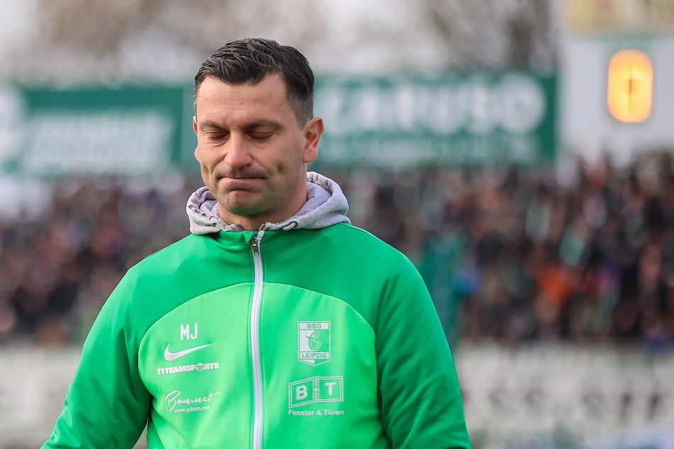 Konnte besonders mit seiner Abwehr nicht zufrieden sein: Chemie Leipzigs Trainer Miroslav Jagatic.