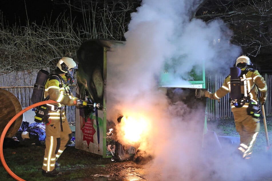 Einsatzkräfte löschten den Brand in Windeseile.