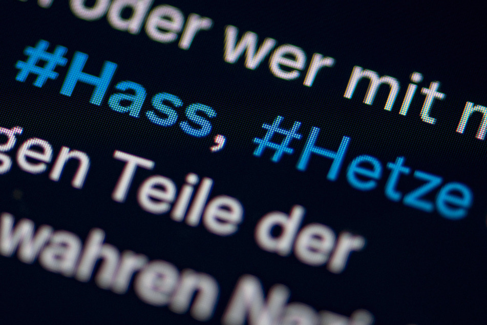 Razzia gegen Hass-Postings im Netz: NRW-Polizei sagt Internet-Trollen den Kampf an!