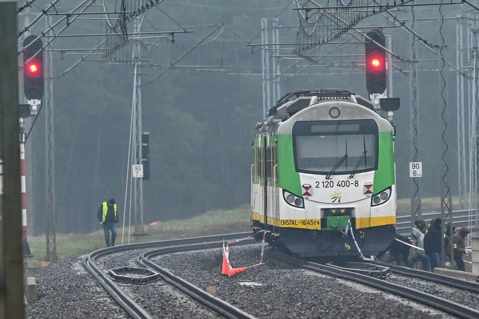Ukraine-Krieg: Polen sieht Russland hinter Anschlag auf Bahnstrecke