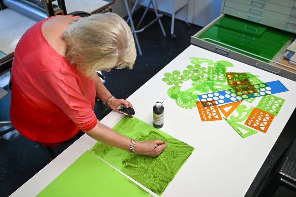 Für die alten Linealplatten fand Erika Walther neue Verwendung.