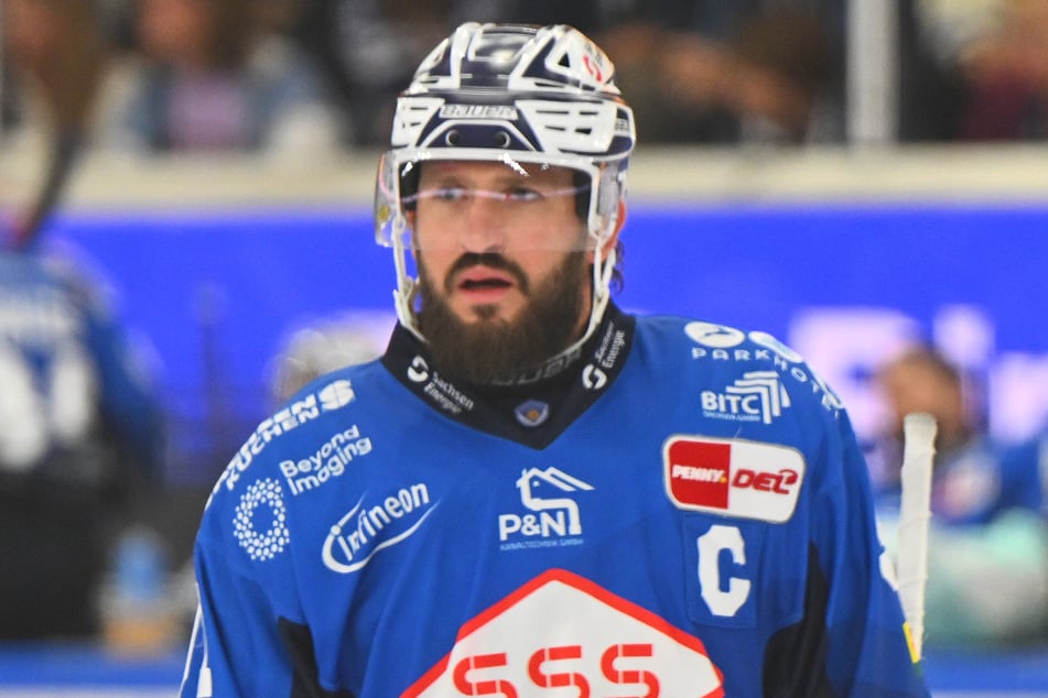 Travis Turnbull (39) & Co. erlebten einen schlimmen Arbeitstag.