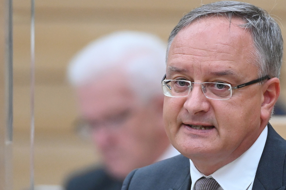 SPD-Landeschef will mit Hilfe der Ampel Grün-Schwarz antreiben