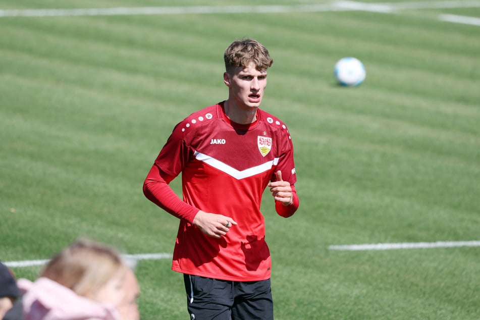Beim VfB Stuttgart konnte er sich in der Bundesliga nicht durchsetzen, nun wechselt Angreifer Luca Raimund (20) zu Zweitligist Fortuna Düsseldorf.