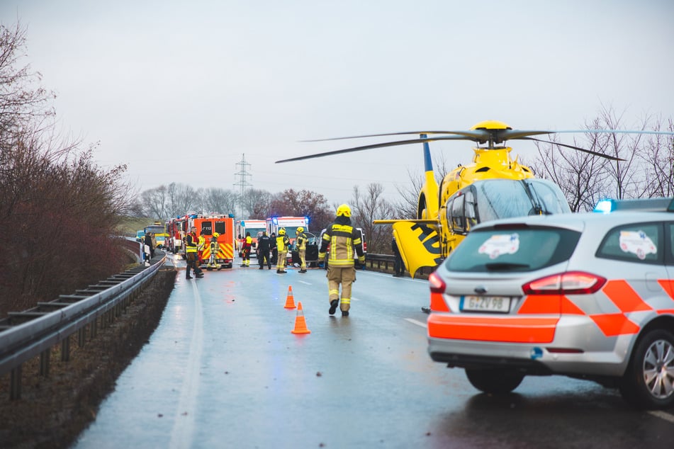 Die Bundesstraße war stundenlang gesperrt.