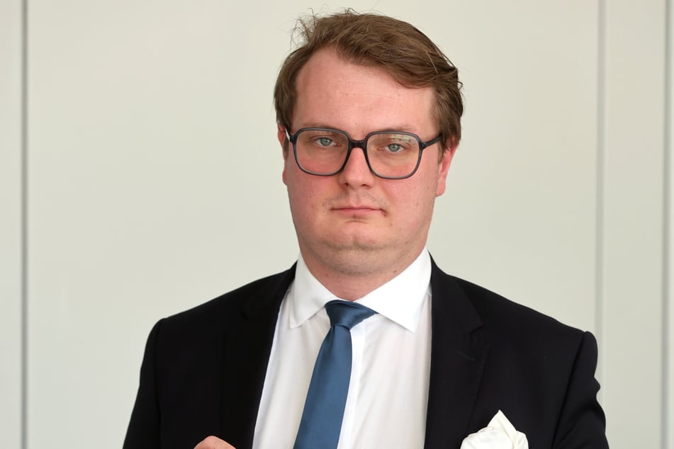 Valentin Lippmann (35, Grüne) ist vielleicht der größte Kritiker des CDU/SPD-Entwurfs für ein neues Polizeigesetz. Er hat nun einen Gegenentwurf vorgelegt.