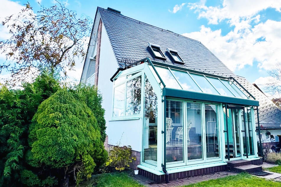 Wohntraum Stein für Stein: Mit LBS-Bausparen und staatlicher Förderung bis zu 488 Euro¹ sichern.