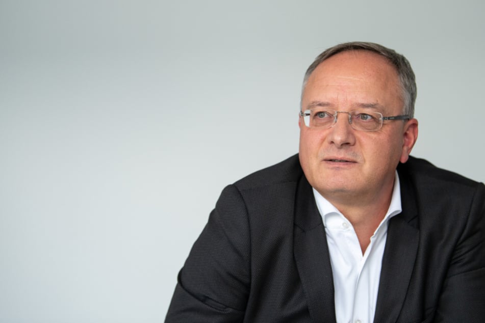 Ex-Kultusminister und SPD-Spitzenkandidat Andreas Stoch will Kindern mit einem Schutzschirm helfen.