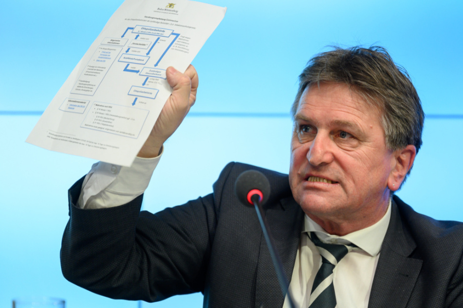 Baden-Württembergs Gesundheitsminister Manne Lucha (58, Grüne).