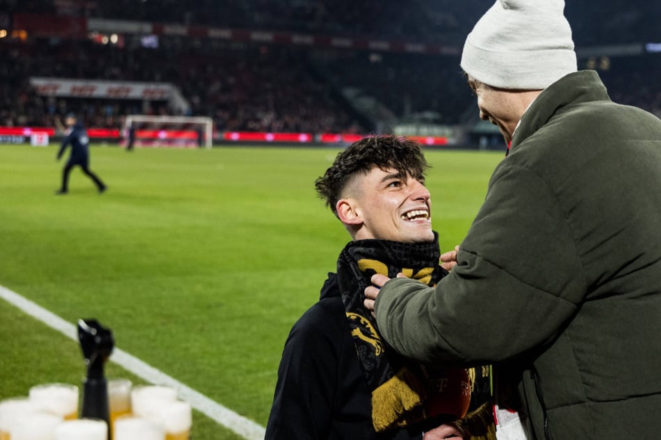 Brutale Attacke! Schiedsrichter nach Heiratsantrag im eigenen Garten verkloppt