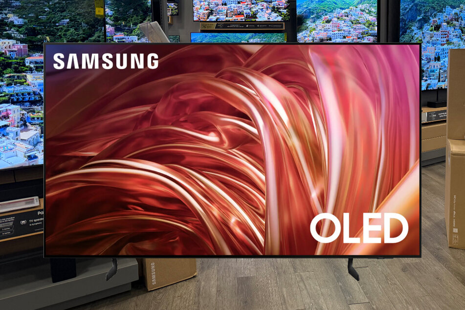 $400 cheaper: Is this TV deal really worth it?
