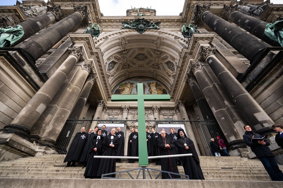 Einen Zwischenstopp gab es am Berliner Dom.