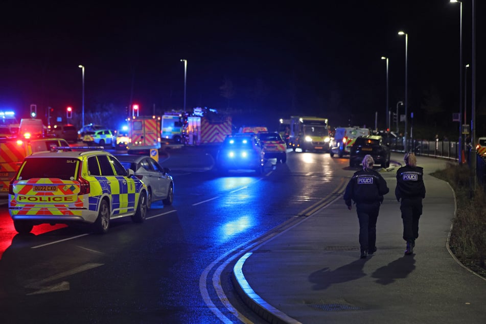 Polizei und Rettungskräfte rückten mit einem Großaufgebot an.