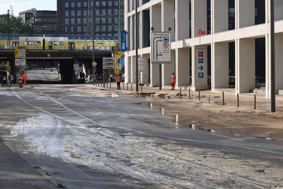In Hamburg kam es parallel zu zwei Wasserrohrbrüchen.