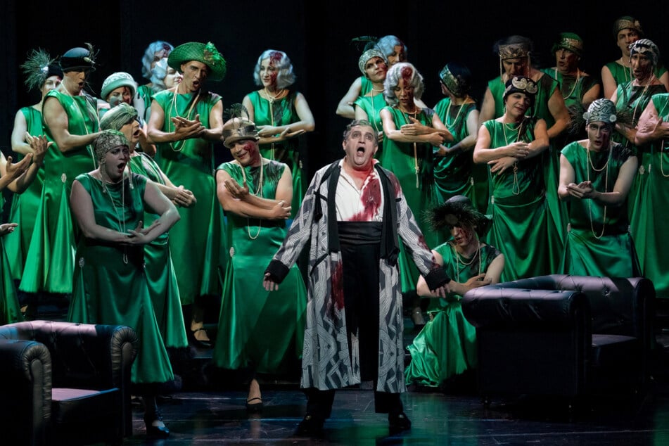 Bregenz: Rafael Rojas in der Rolle des "Nerone" singt in einer Szene der Oper "Nero" bei der Fotoprobe im Festspielhaus.