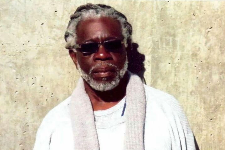 Black freedom fighter Dr. Mutulu Shakur has been released from prison on parole after more than 35 years behind bars.