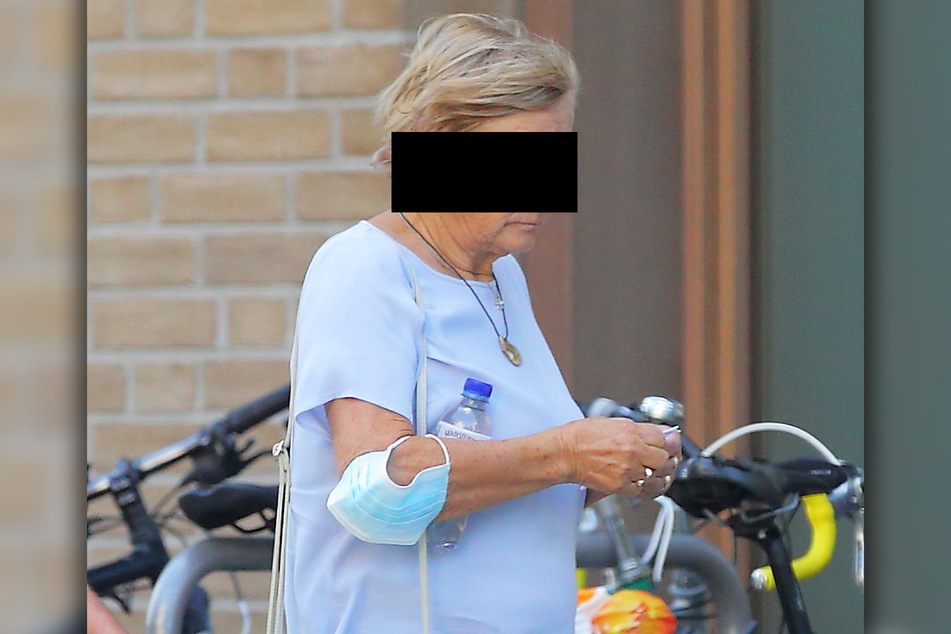 Sigrid M. (80) fährt seit 1986 unfallfrei. Im Februar touchierte sie einen Polizisten.