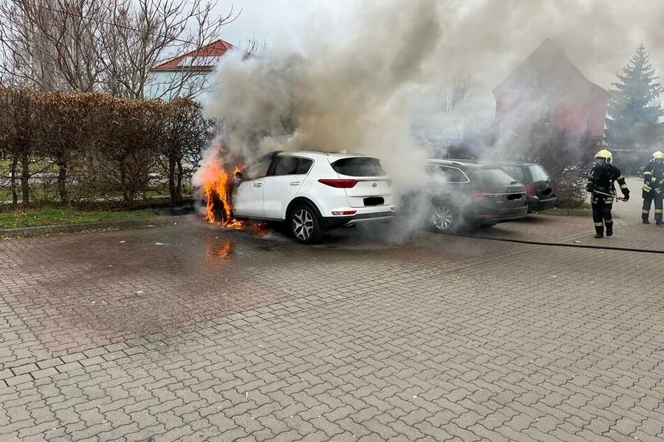 Am Samstagvormittag brannte ein geparktes Auto in Quedlinburg aus.