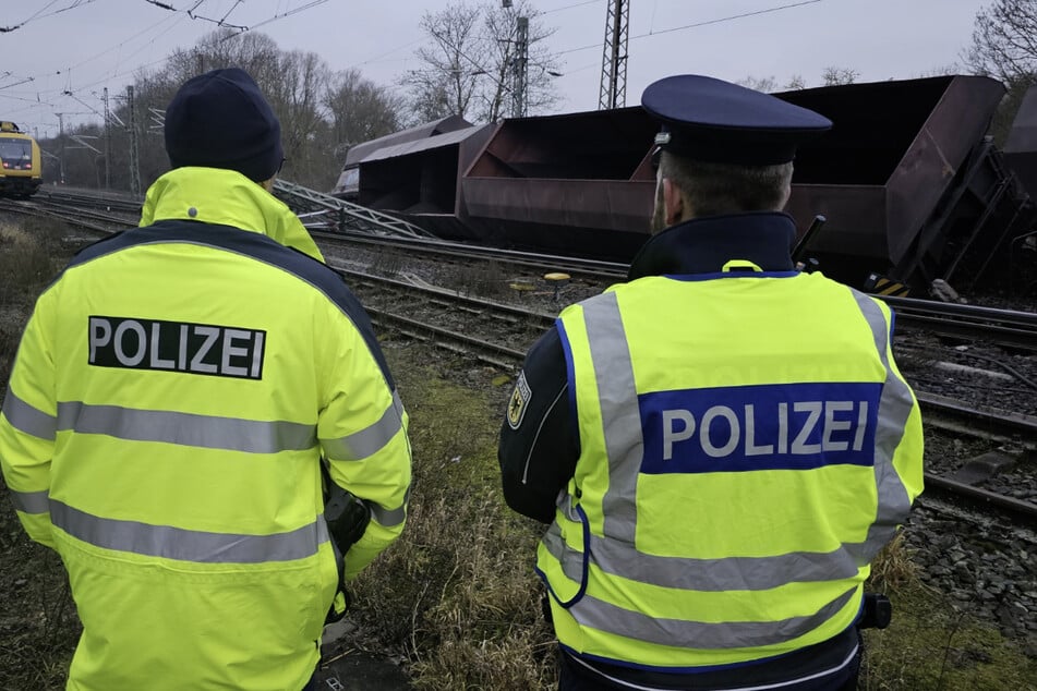 Bei Elze war ein Güterzug entgleist. Für Sonntag ist eine Explosion geplant.