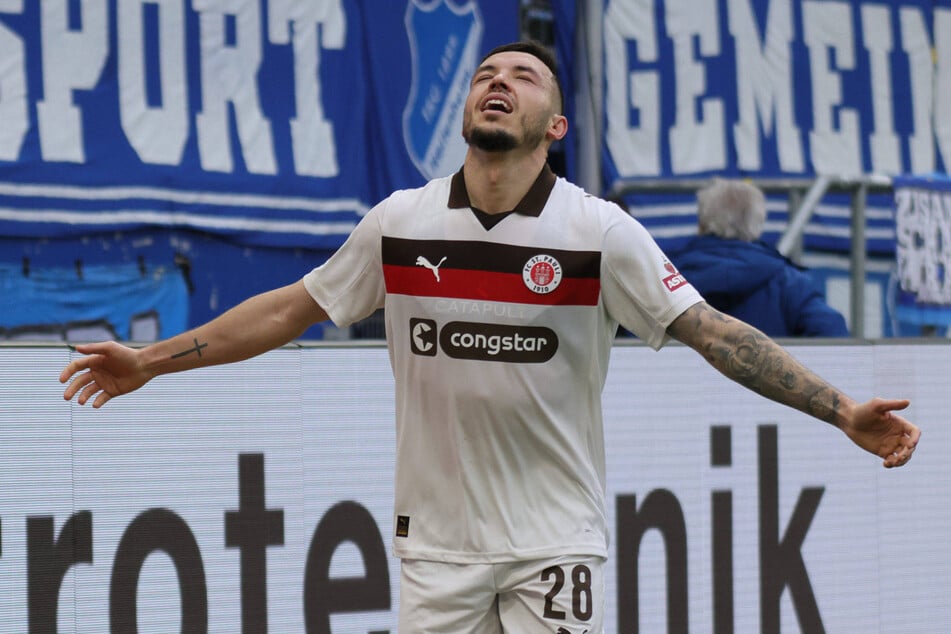 Der Angreifer musste lange auf diesen Moment warten.