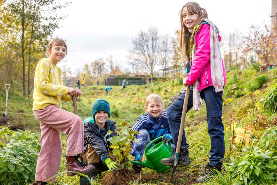 Viele Kinder nahmen mit großer Freude an der Aktion teil.