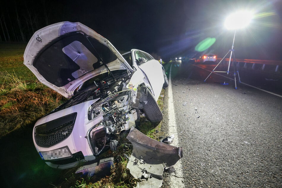 Der Opel-Fahrer (39) hatte keinen Führerschein und flüchtete von der Unfallstelle.