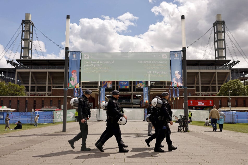Die Polizei war während des EM-Turniers auch in Köln am Stadion präsent.