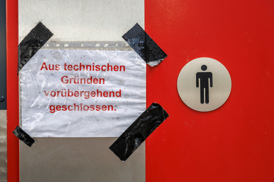 Wenn es drückt, wird das dringende Bedürfnis in Dresden oft zur Qual. Intakte öffentliche Toiletten sind Mangelware.