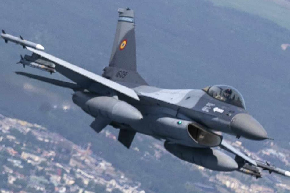 Ukraine-Krieg im Liveticker: Niederlande und Dänemark liefern F-16 an Ukraine
