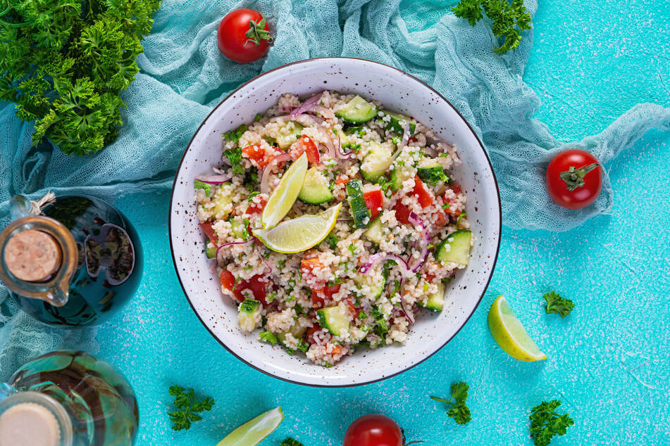 Ein leckerer Couscous-Salat ist auf jeder Party ein kulinarisches Highlight!
