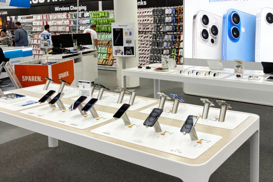 Smartphones bekommt Ihr bei MediaMarkt und Saturn zu starken Sonderangeboten.
