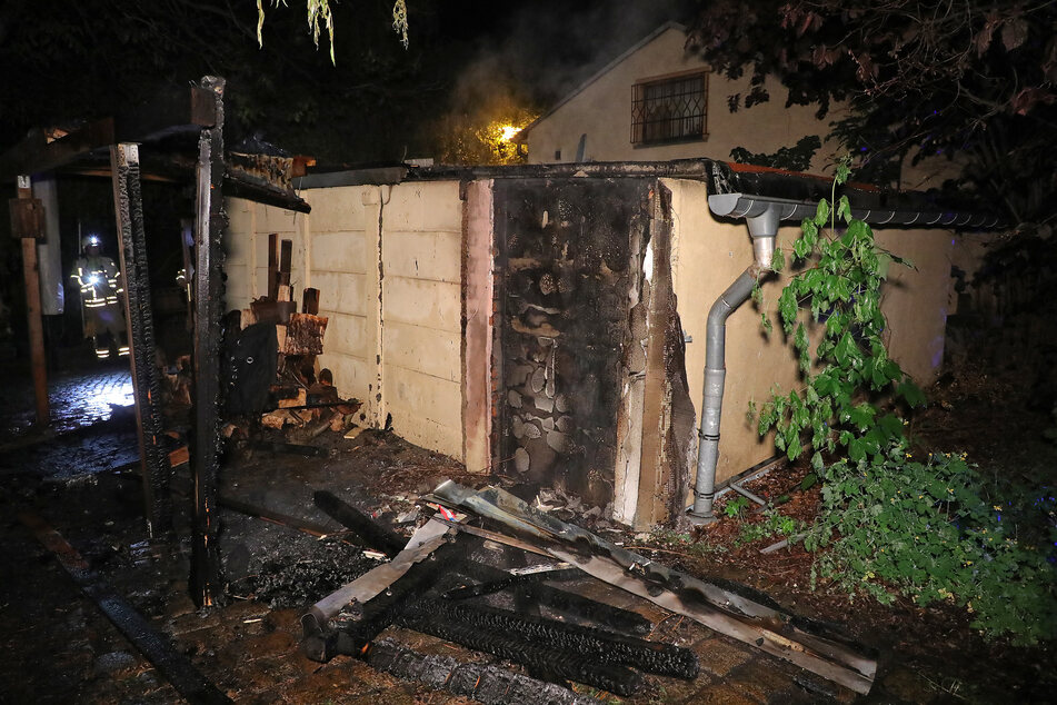 Das gelöschte Vordach in der Lockwitzer Straße.
