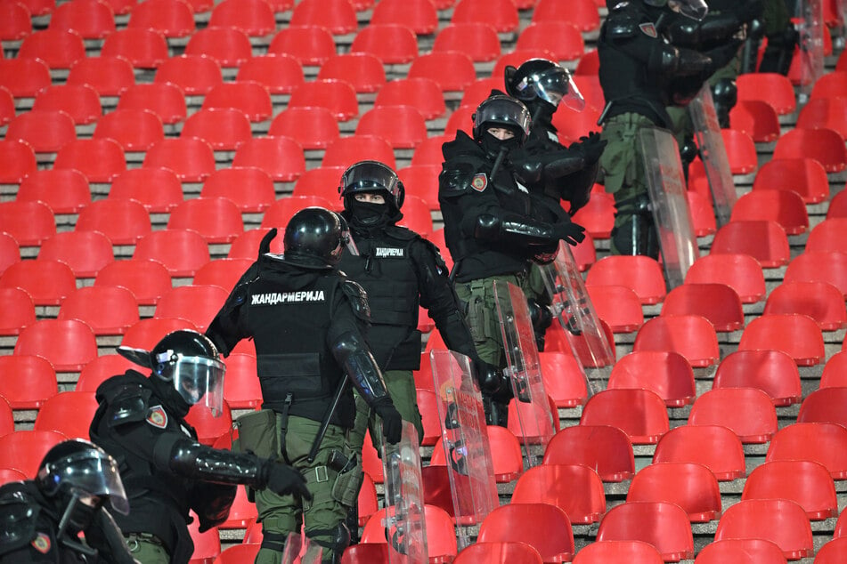 Beim CL-Spiel zwischen Stuttgart und Roter Stern werden zahlreiche Einsatzkräfte für Sicherheit sorgen.