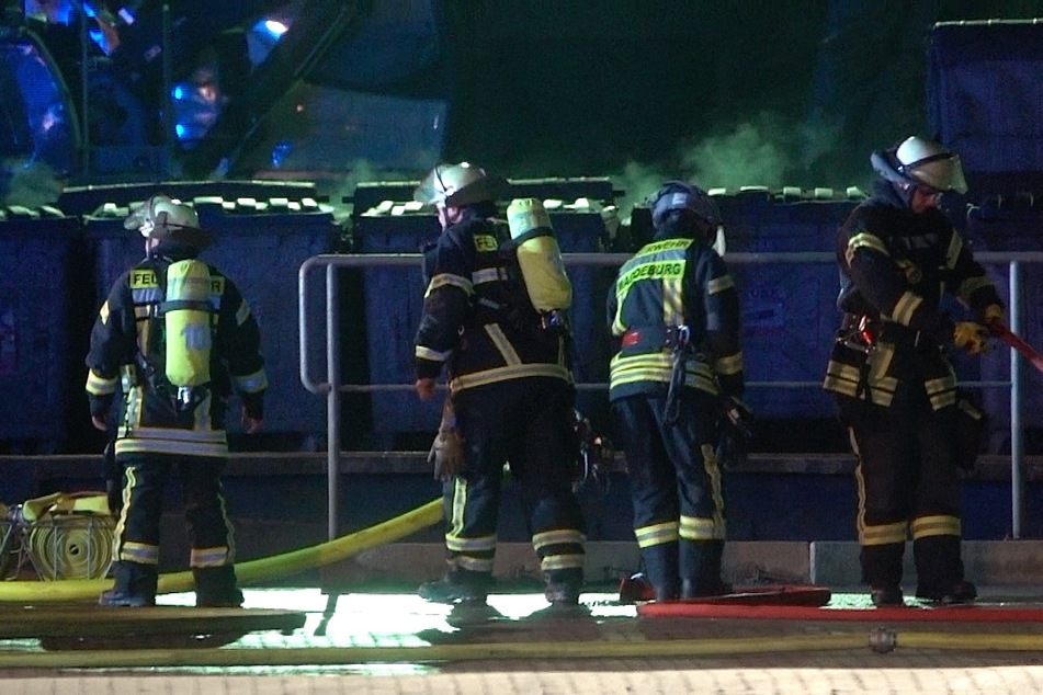 Die Feuerwehr hatte am frühen Dienstagmorgen alle Hände voll zu tun.