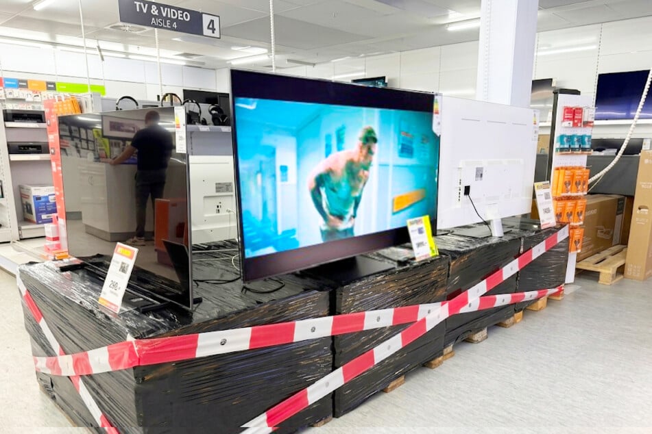 MEDIMAX verkauft wegen Schließung hunderte Produkte super günstig