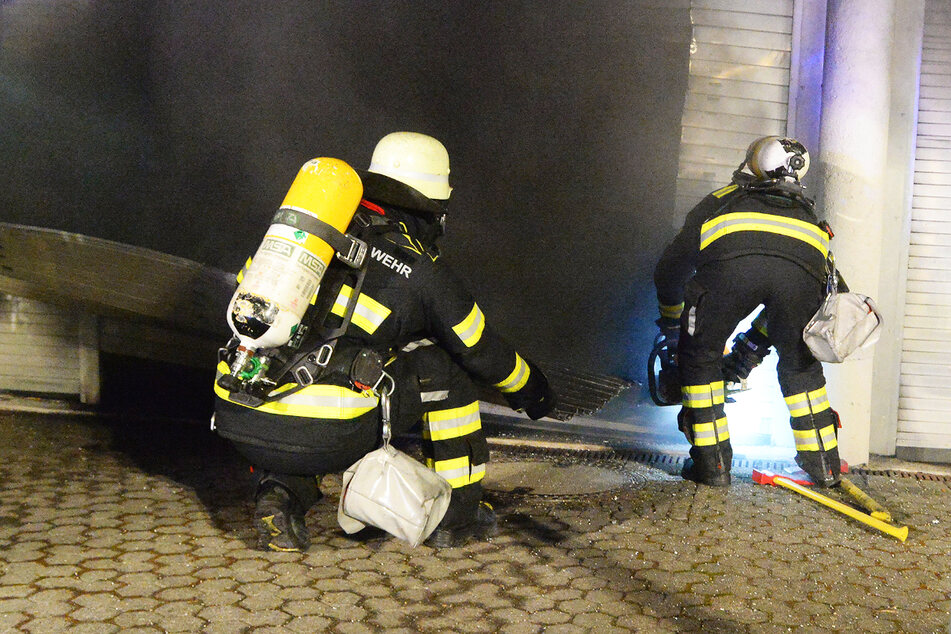 Die Münchner Feuerwehr hatte alle Hände voll zu tun.