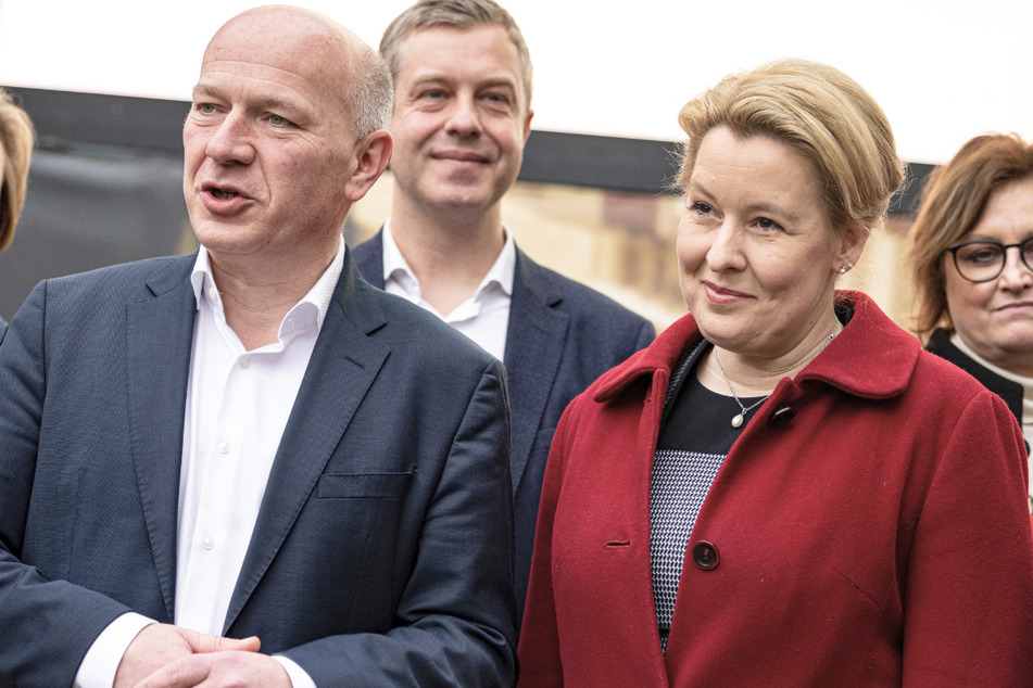 "Wahlsieger" Kai Wegner (50, CDU, l.) könnte bei einer GroKo wohl Franziska Giffey (44, SPD) ablösen und Berlins neuer Bürgermeister werden.